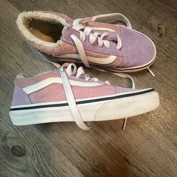 Size 2 Girls Vans Shoes - Picture 2 of 12